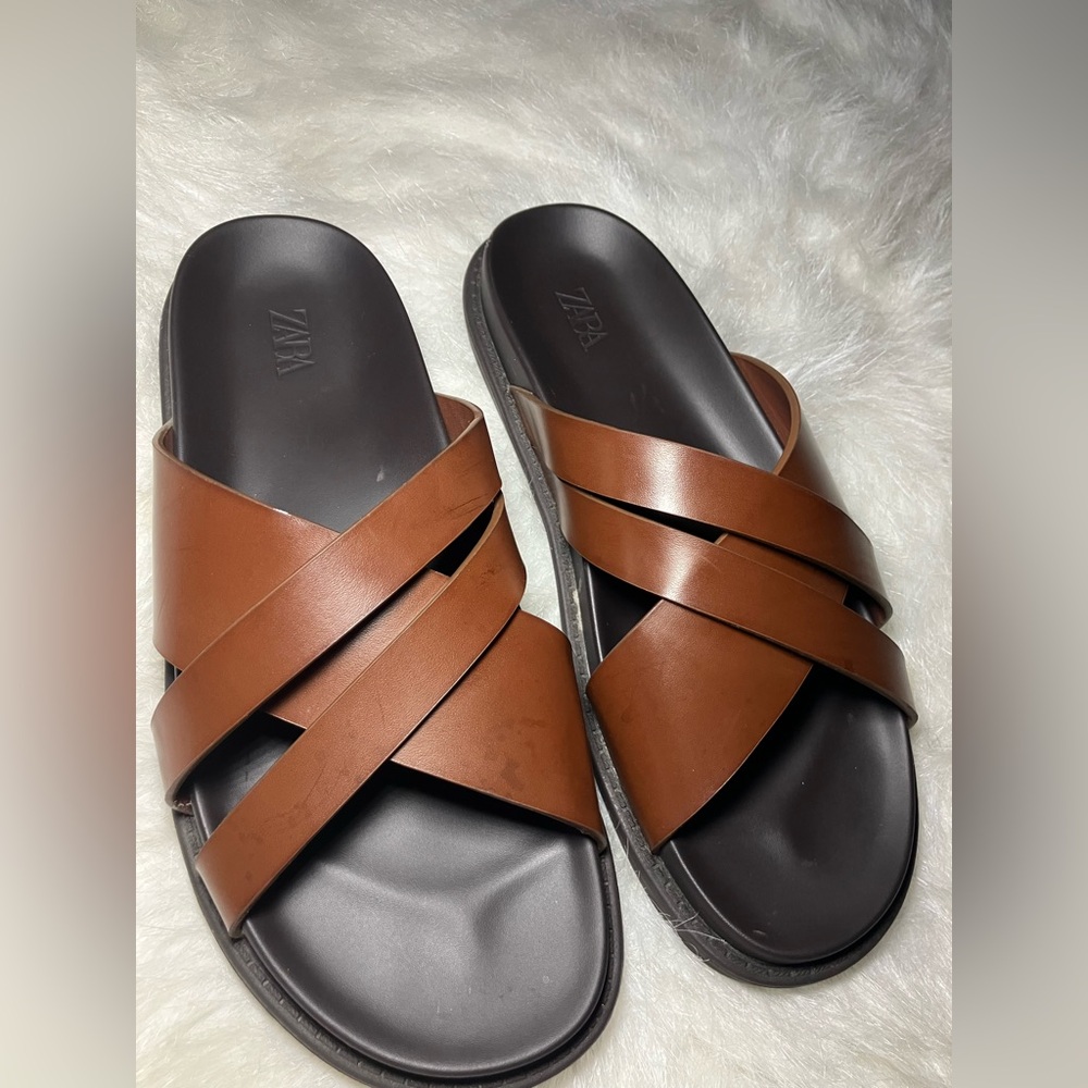 Zara Men's Tan Cross-Strap Sandals